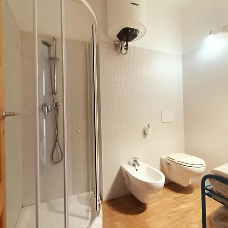 Lägenhet Con Due Da Letto Vista Mare Imperia