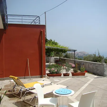Lägenhet Con Due Da Letto Vista Mare Imperia